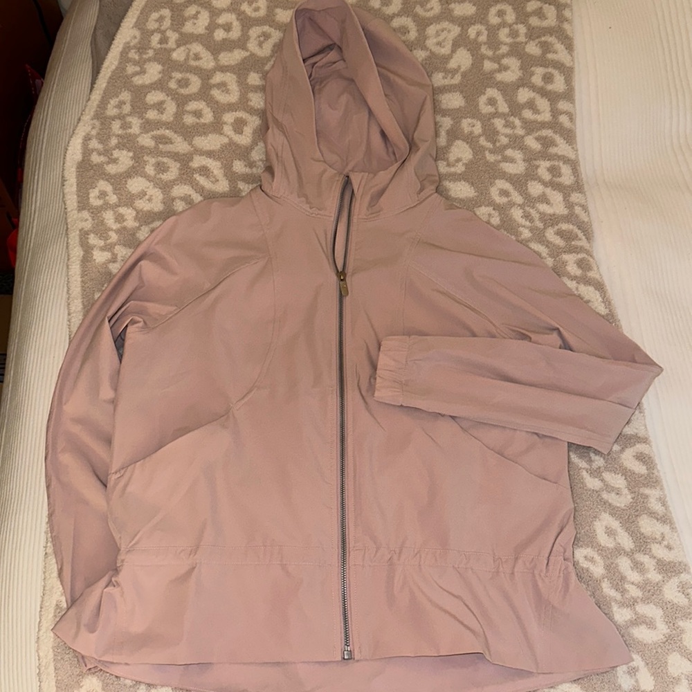 Lululemon pack it up jacket